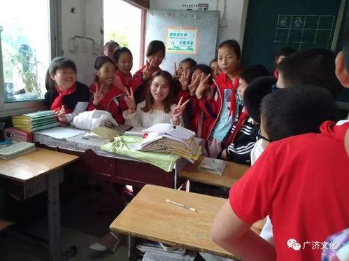 瓜州中学送考女老师事件,传递爱与关怀的温暖背影