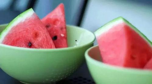 怎么切瓜用勺子吃,轻松切瓜新体验